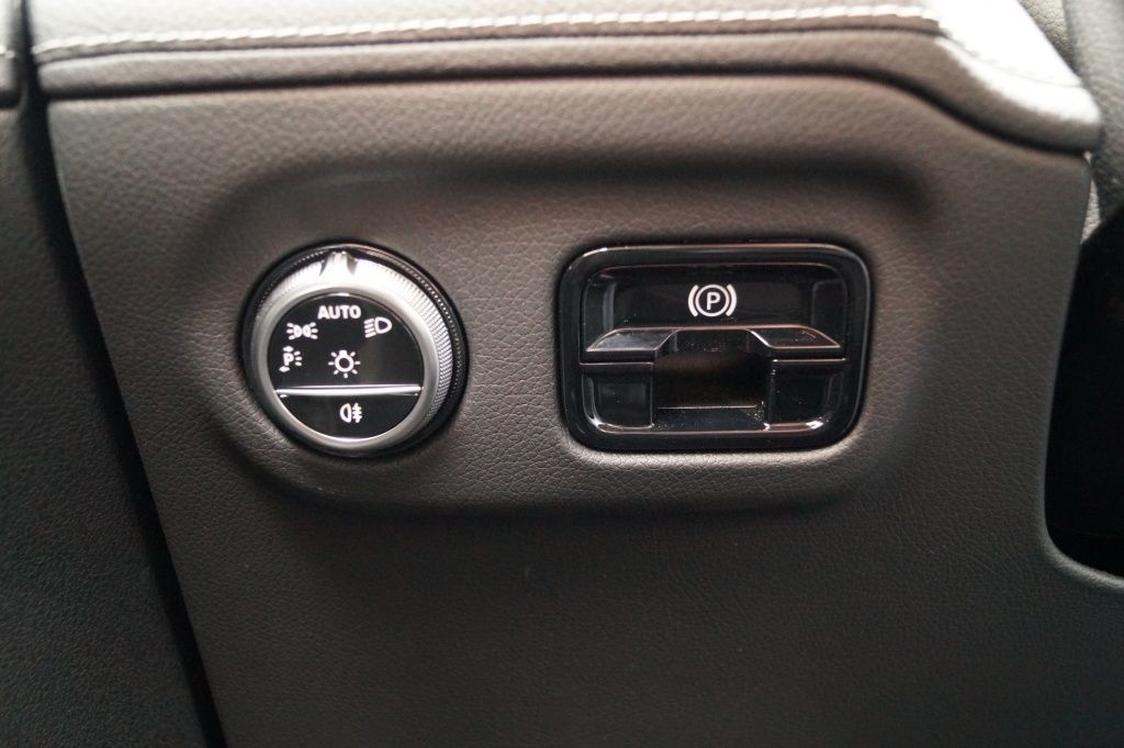 Mercedes-Benz EQE 2023