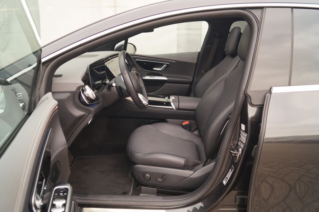 Mercedes-Benz EQE 2023