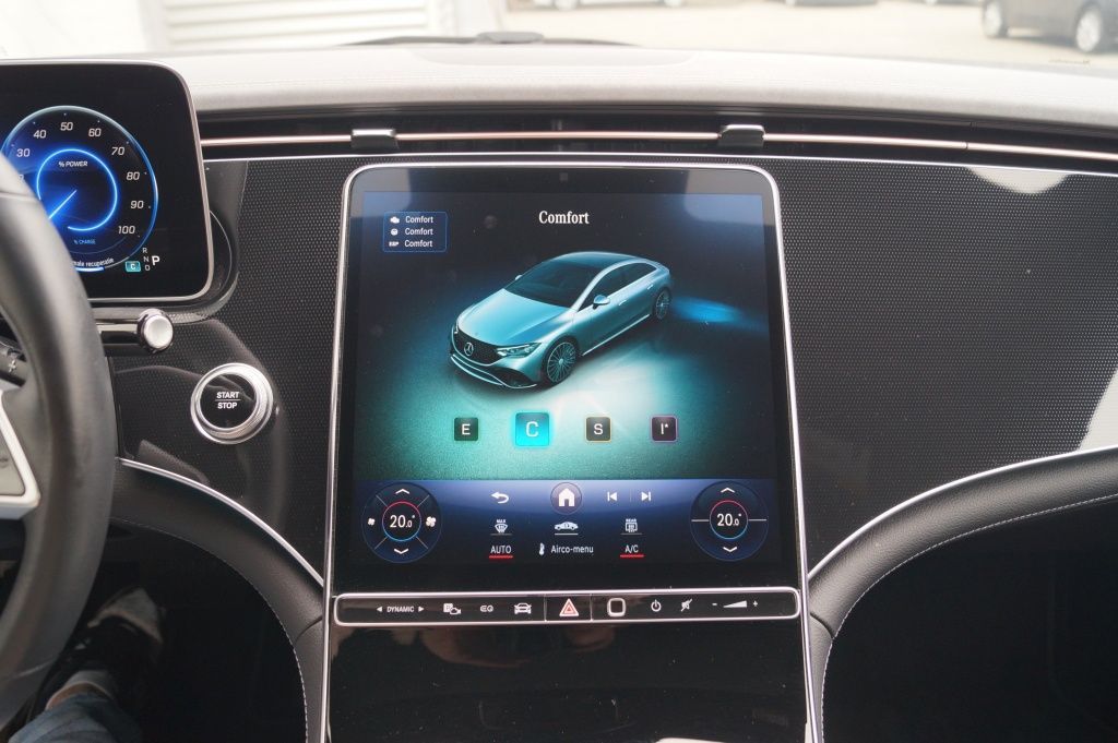 Mercedes-Benz EQE 2023