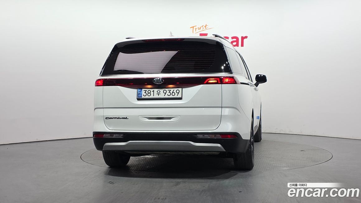 Kia Canival 2021
