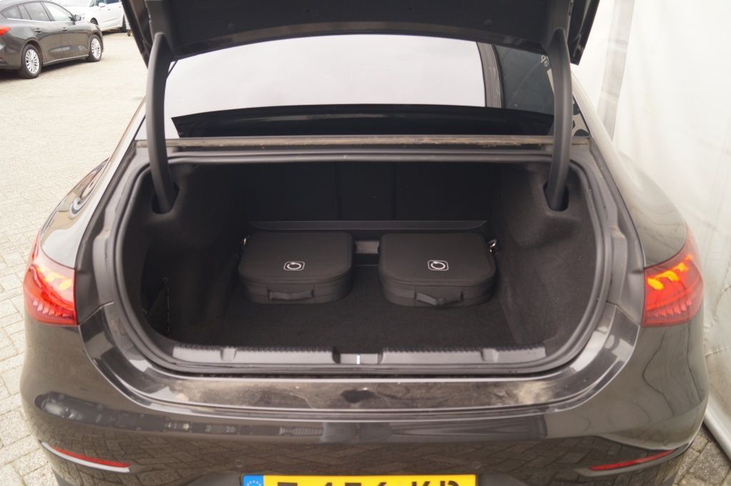 Mercedes-Benz EQE 2023