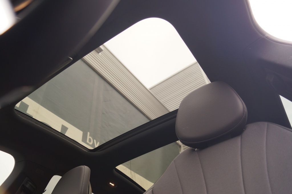 Mercedes-Benz EQE 2023