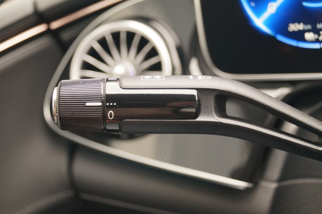 Mercedes-Benz EQE 2023