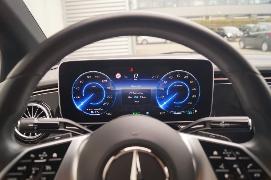 Mercedes-Benz EQE 2023