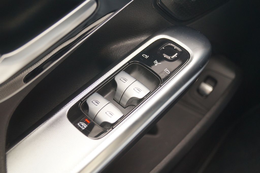 Mercedes-Benz EQE 2023