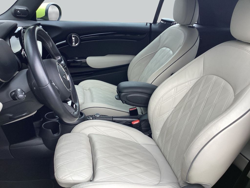 MINI John Cooper Works Cabrio 2022