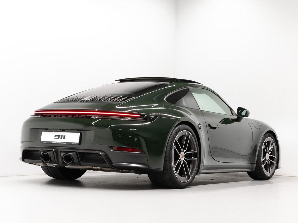 Porsche 992