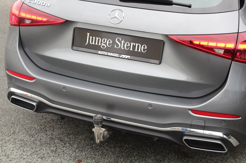 Mercedes-Benz C 300 2025