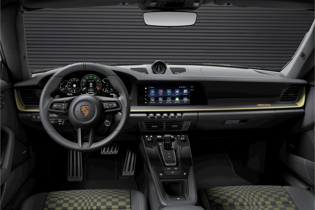 Porsche 992 2025