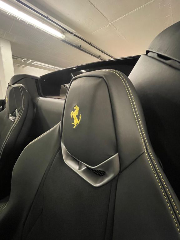 Ferrari 296 GTS