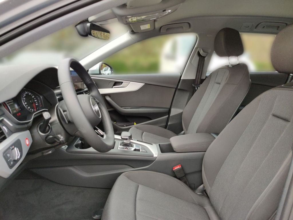 Audi A4 2024