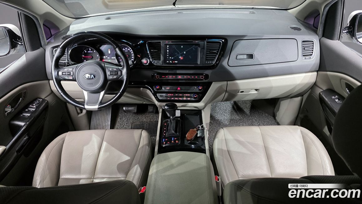 Kia Canival 2016