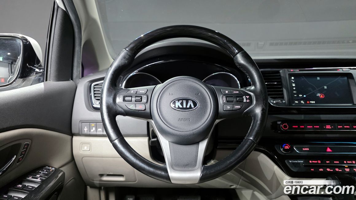 Kia Canival 2016