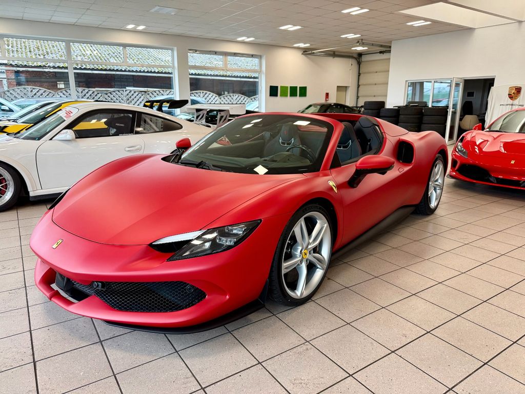 Ferrari 296 GTS 2025