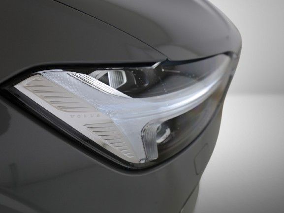 Volvo XC60 2025