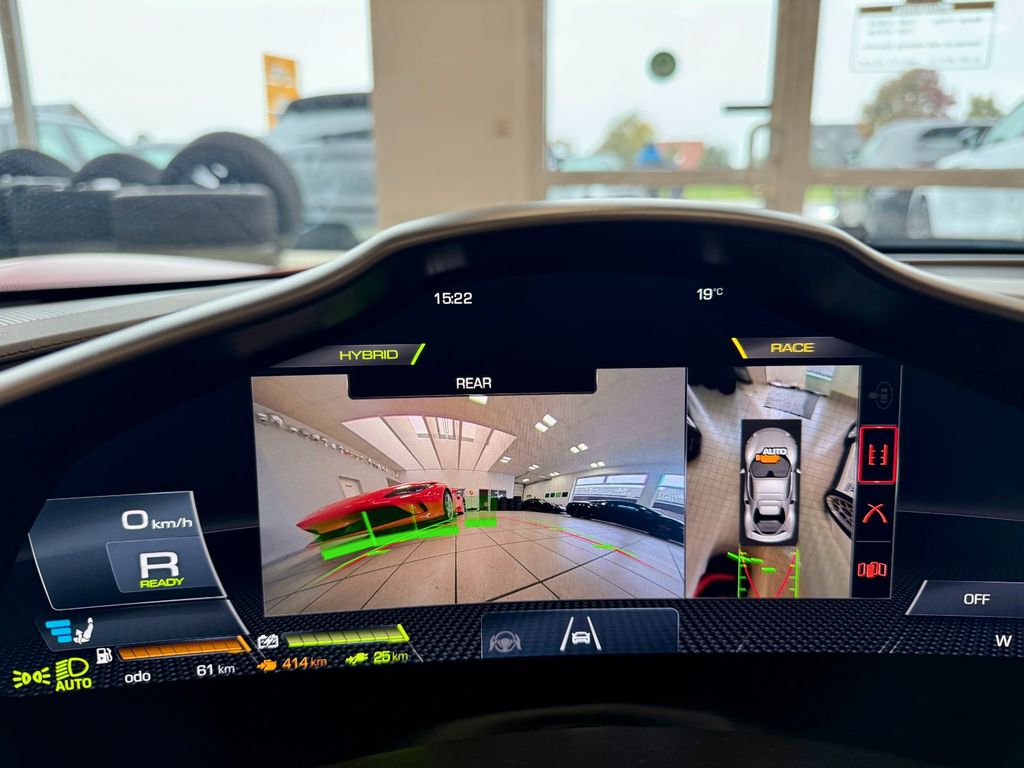 Ferrari 296 GTS 2025