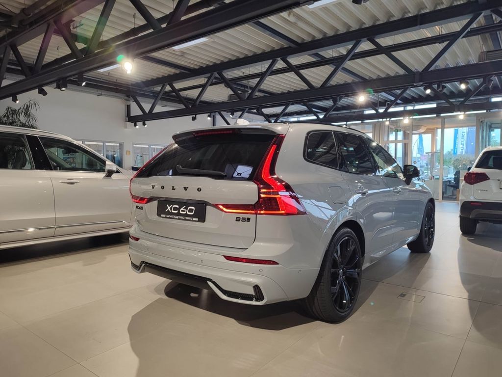Volvo XC60 2025