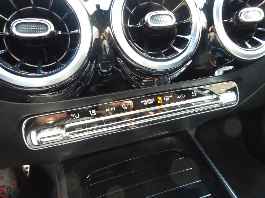 Mercedes-Benz B 180 2019