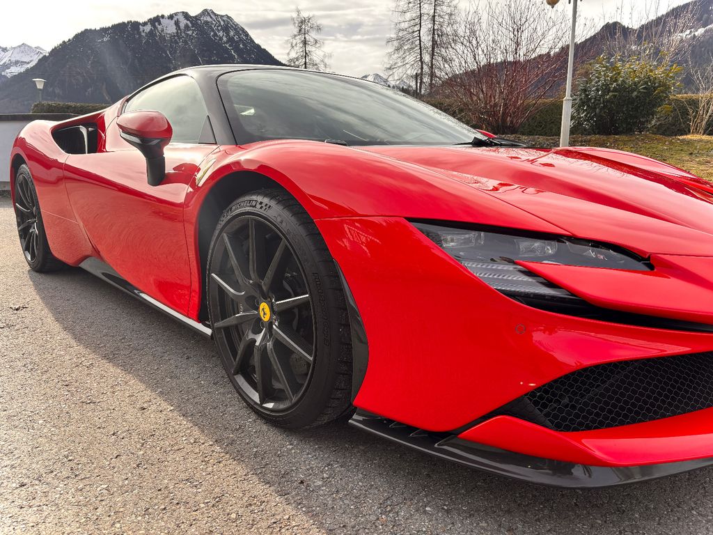 Ferrari SF90 2021