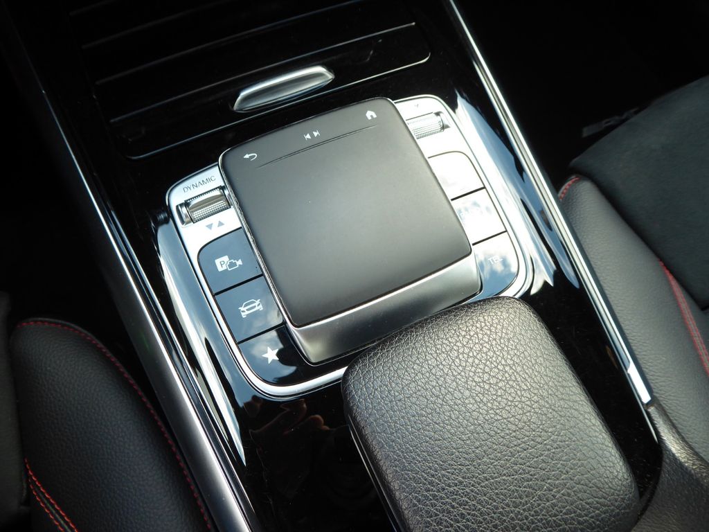 Mercedes-Benz B 180 2019