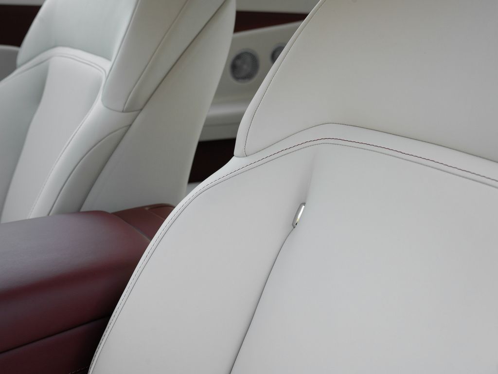 Rolls-Royce Spectre 2024