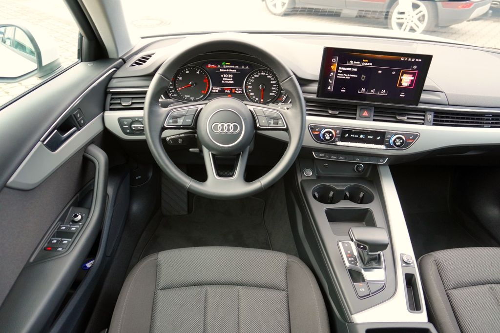 Audi A4 2021