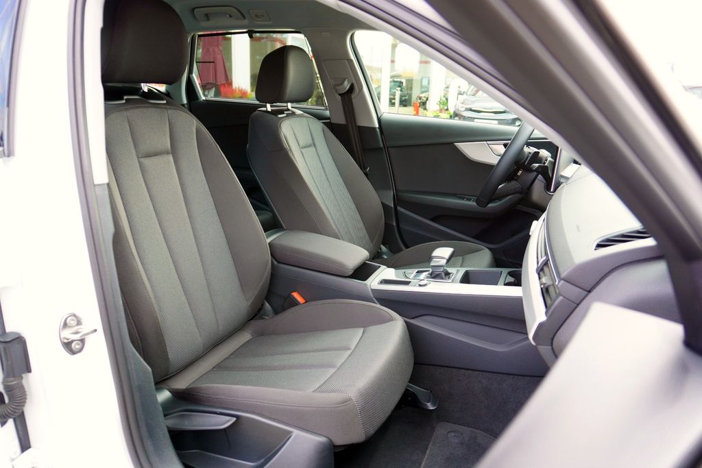 Audi A4 2021