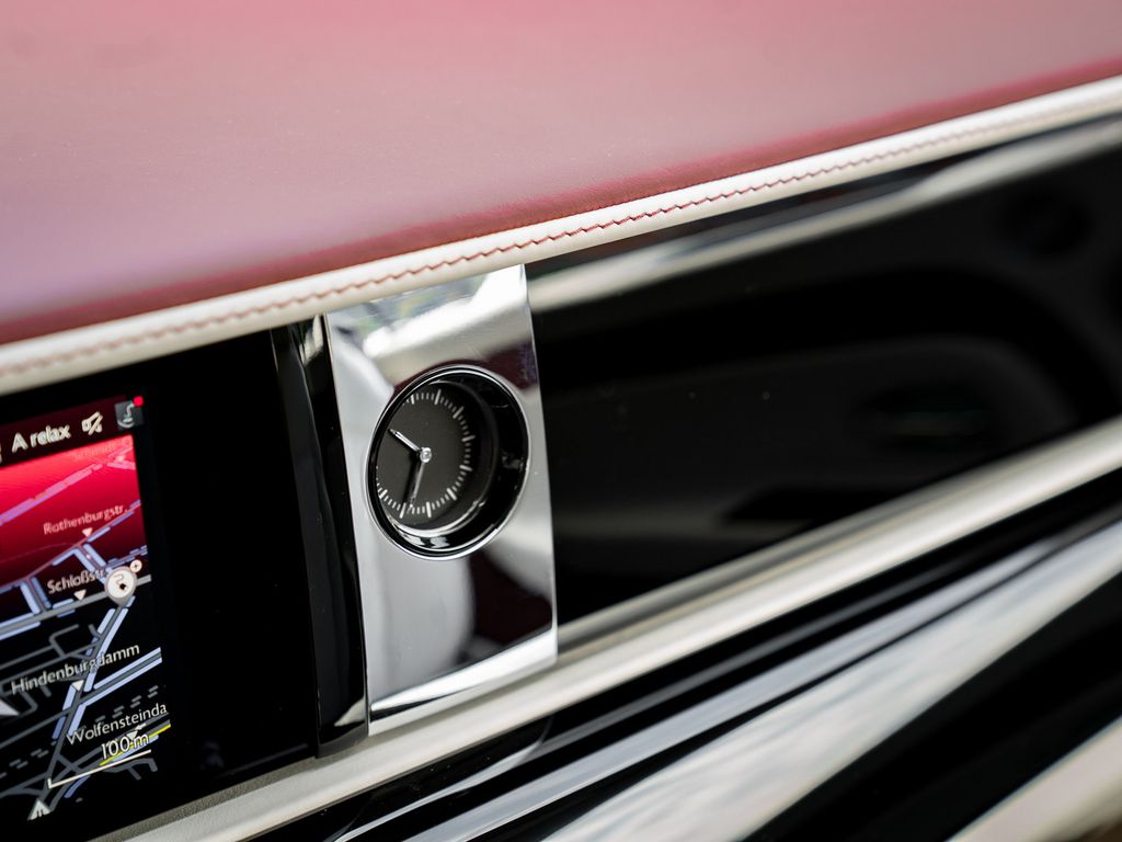 Rolls-Royce Spectre 2024