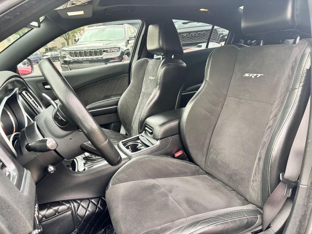Dodge Charger 2017