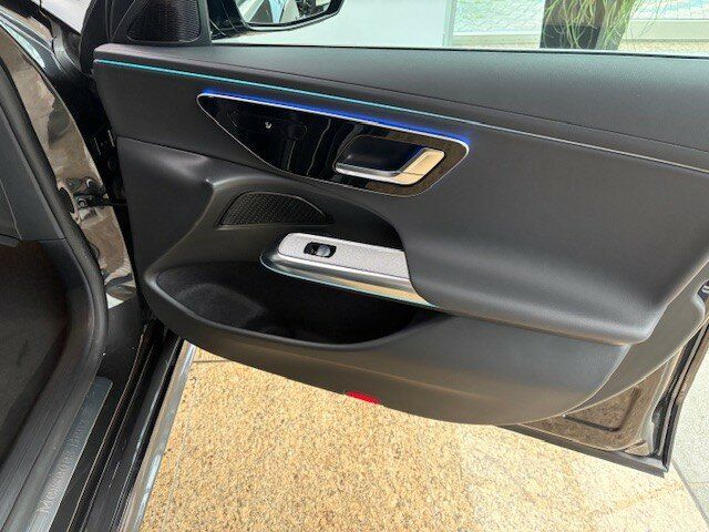 Mercedes-Benz E 220 2024