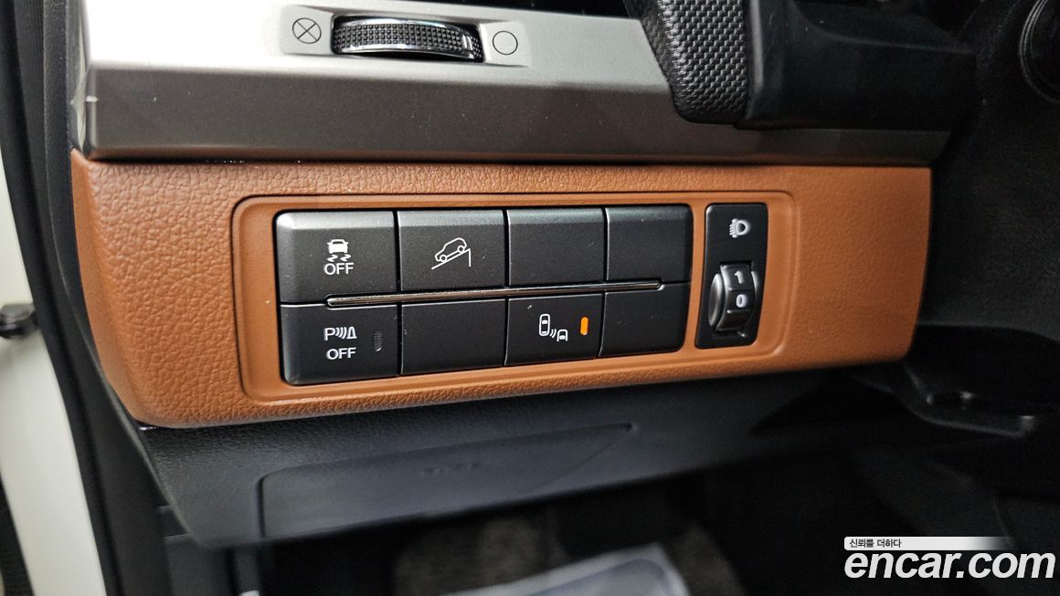 KG_Mobility_Ssangyong Rexton 2018