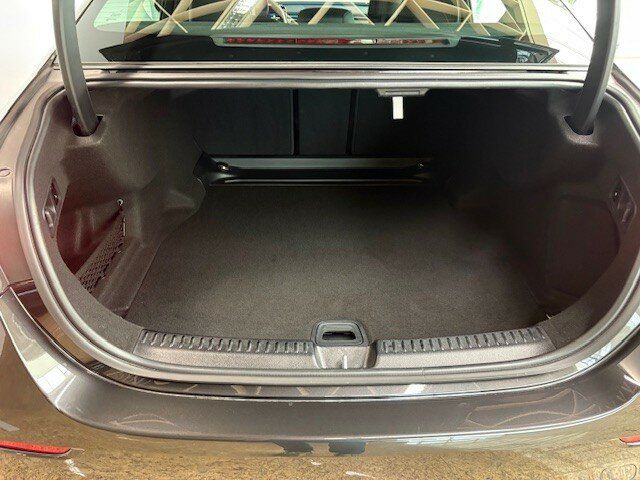 Mercedes-Benz E 220 2024