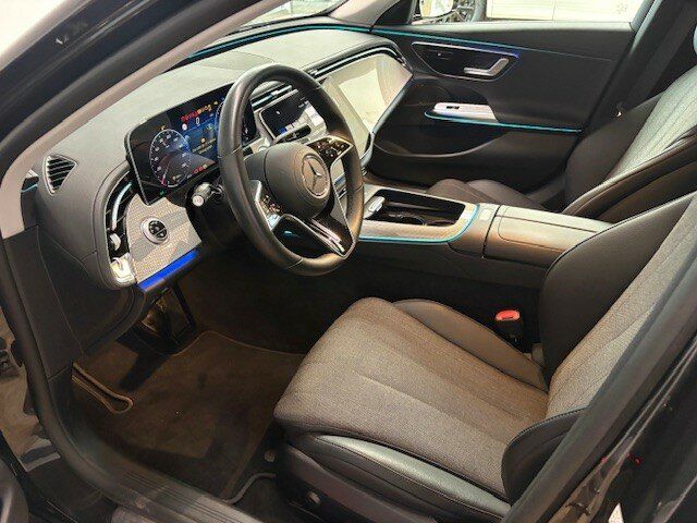 Mercedes-Benz E 220 2024