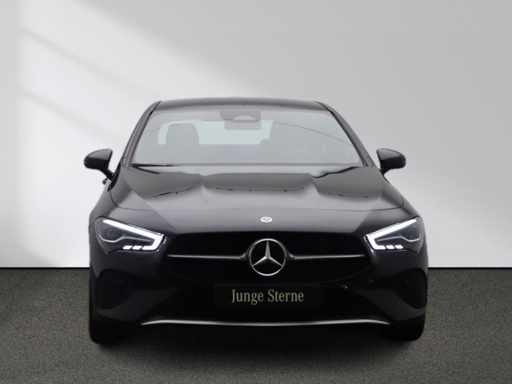 Mercedes-Benz CLA 180 2024