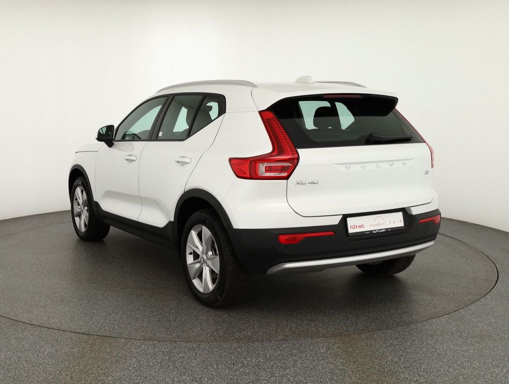 Volvo XC40 2024