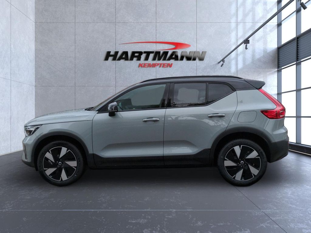 Volvo XC40 2025