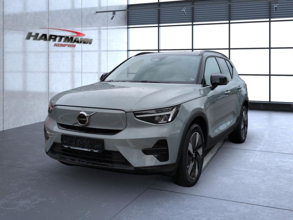 Volvo XC40 2025