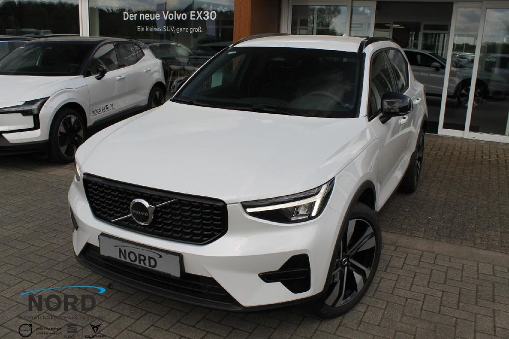 Volvo XC40 2023