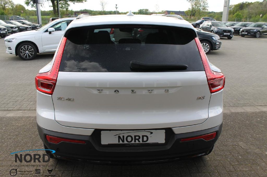 Volvo XC40 2023