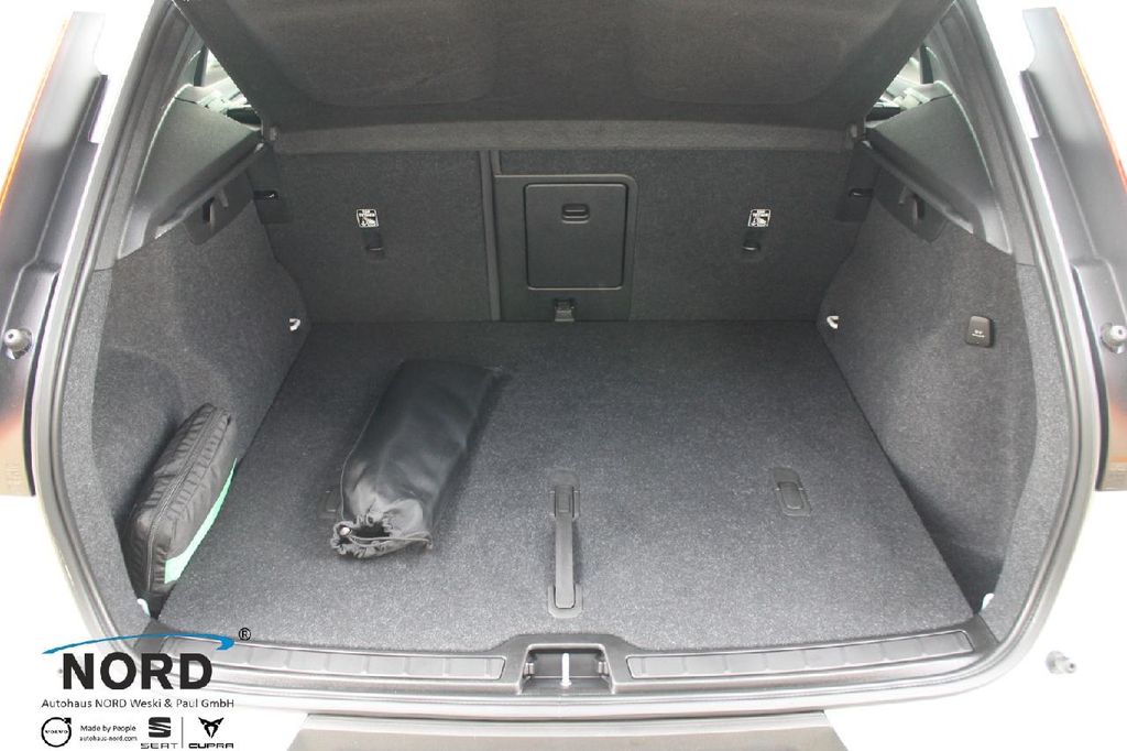 Volvo XC40 2023