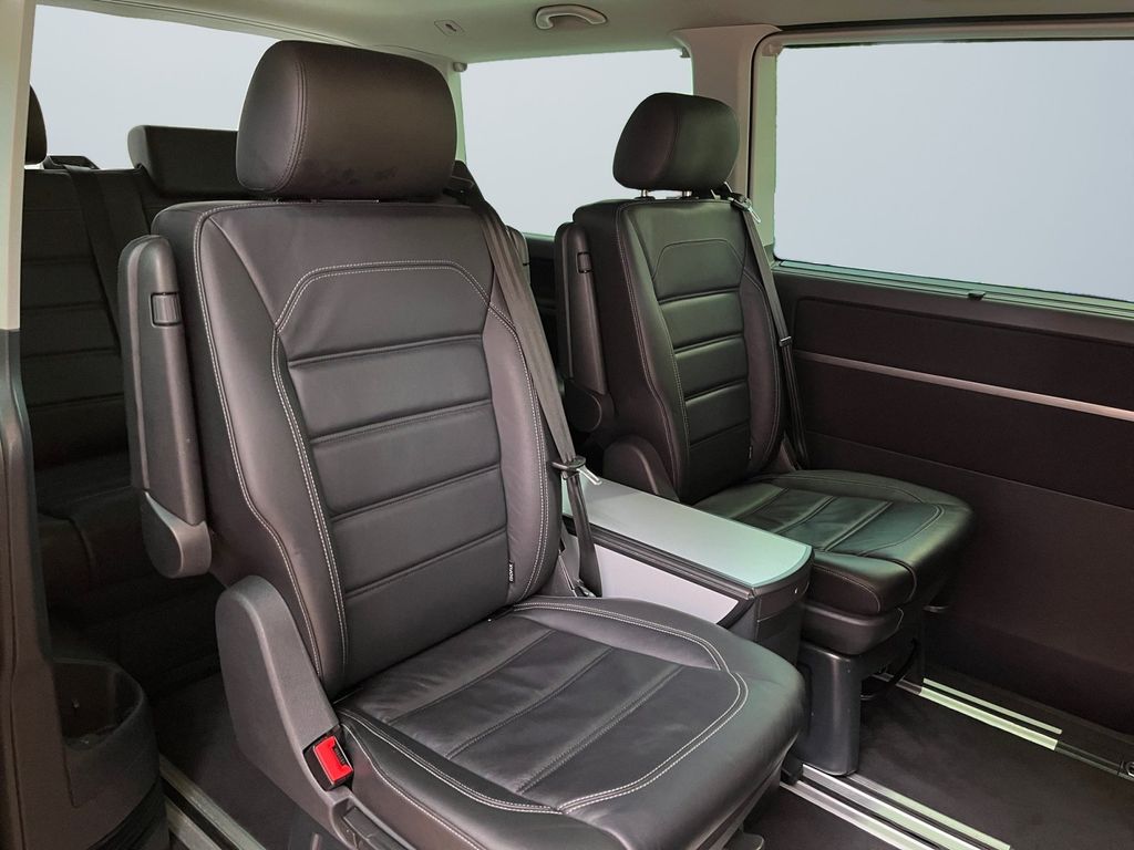 Volkswagen T6 Multivan 2022