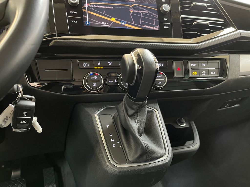 Volkswagen T6 Multivan 2022