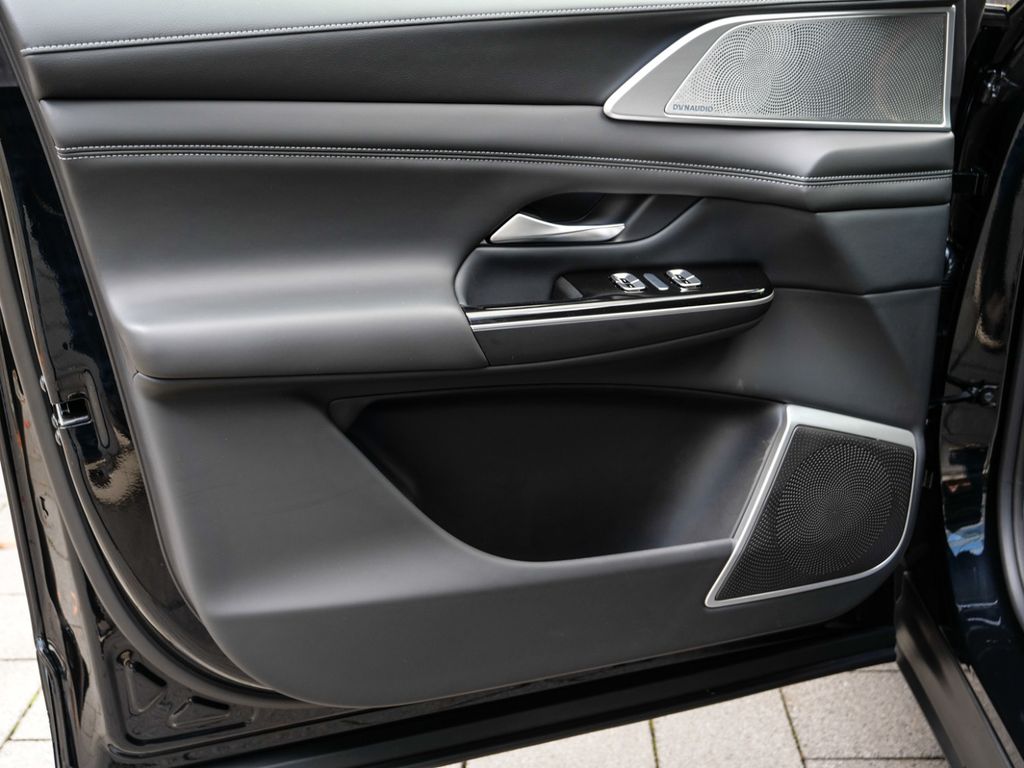 XPENG G9