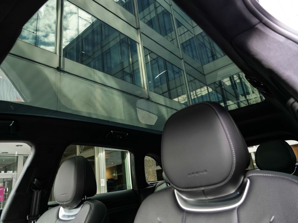 XPENG G9