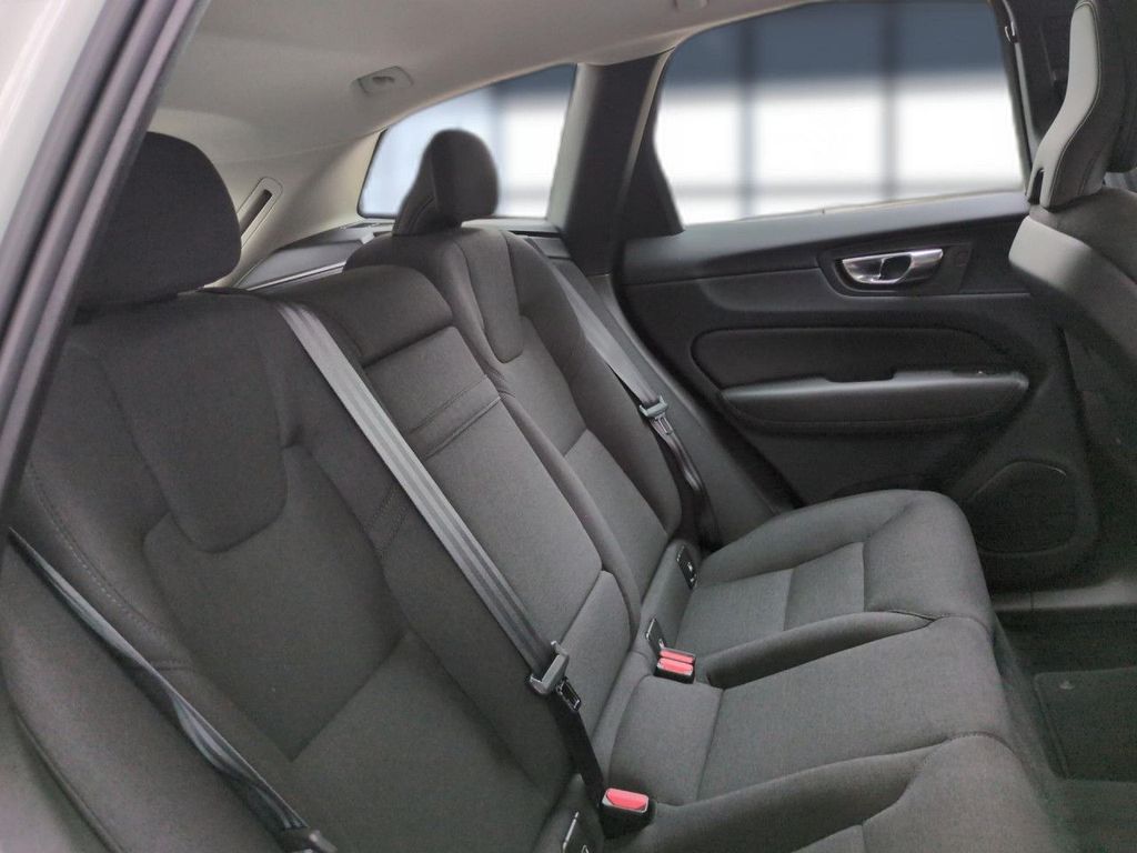 Volvo XC60 2022