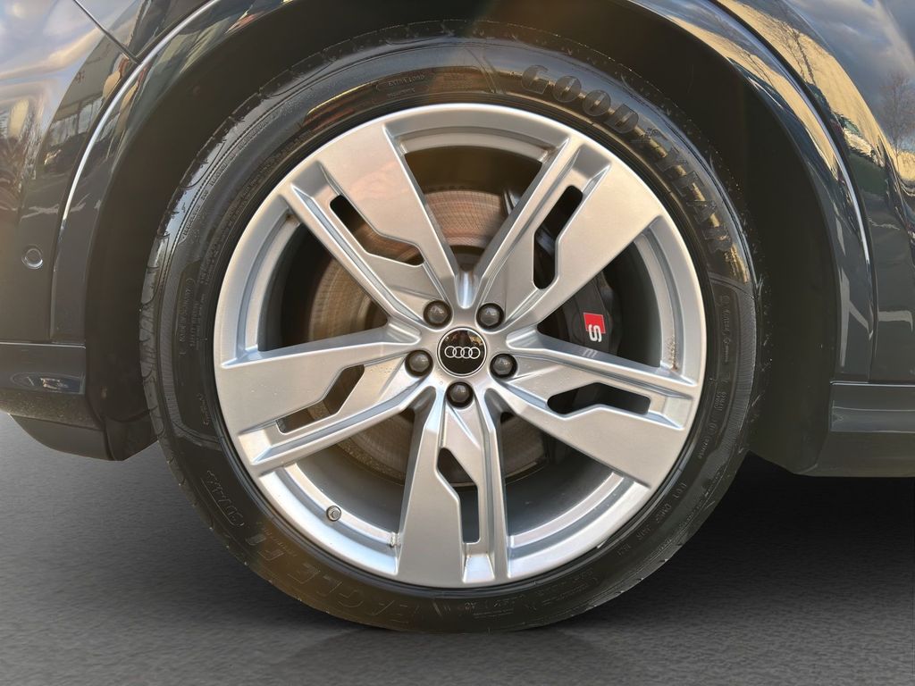 Audi SQ7 2021