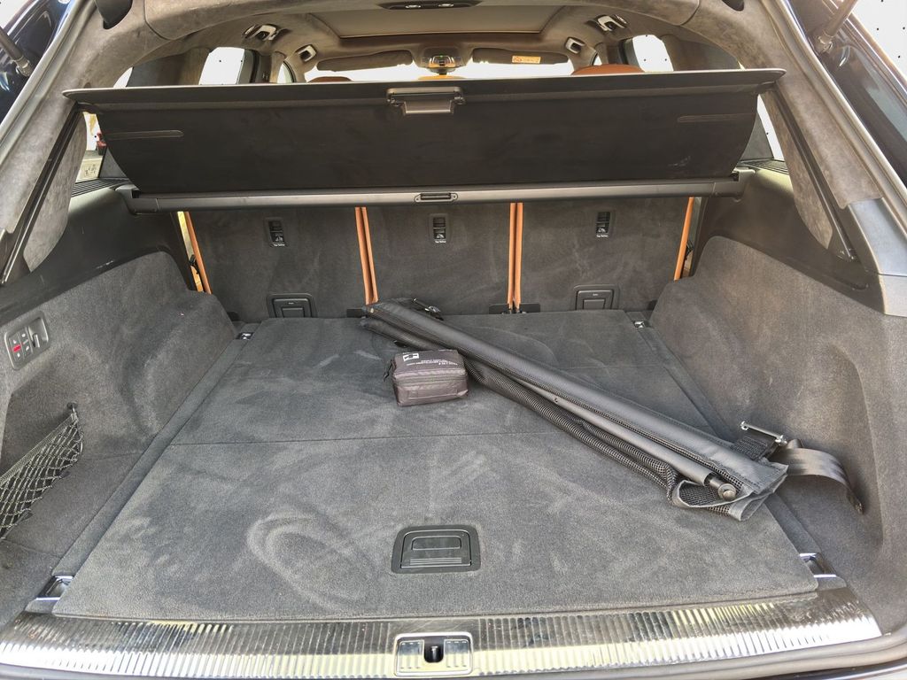 Audi SQ7 2021