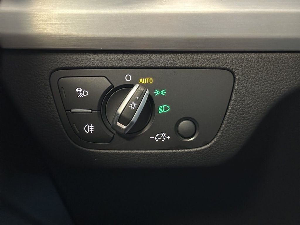 Audi SQ5 2023