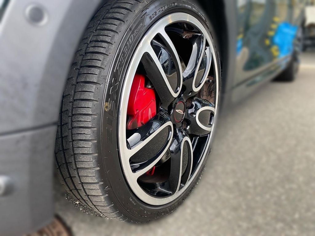 MINI John Cooper Works Cabrio 2020