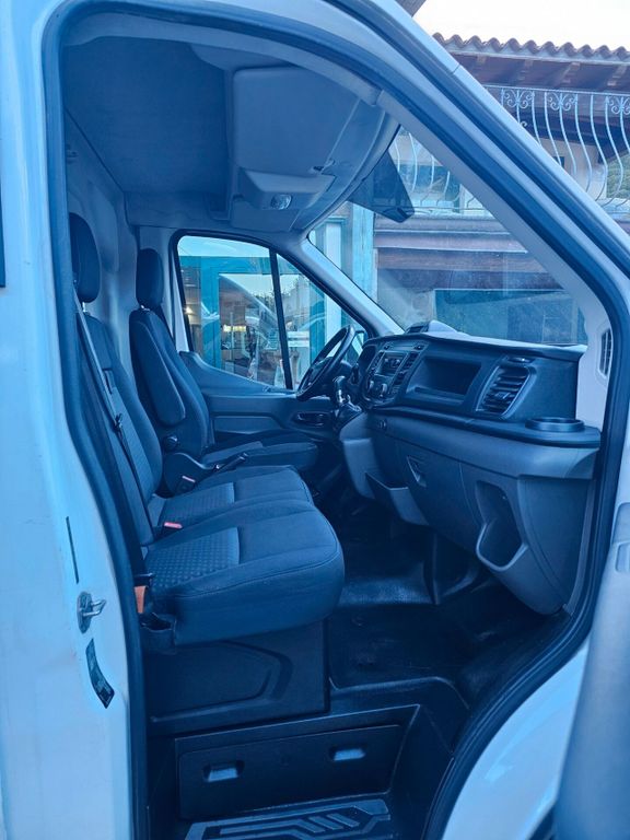 Ford Transit 2020